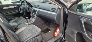 Volkswagen Passat B7 Variant 1.6 TDI CR DPF BlueMotion 105KM 2011 Volkswagen Passat Jeden Właściciel 1.6 TDI, zdjęcie 33