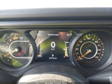 Jeep Wrangler IV 2024 Jeep Wrangler 4-Door Recon 2024 3.6l 3.6 Benzyna 285KM, zdjęcie 10