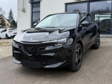 Alfa Romeo Junior SUV 1.2 Hybrid 145KM 2026 ALFA ROMEO Junior Ibrida Suv 1.2 (145KM) 2026, zdjęcie 1