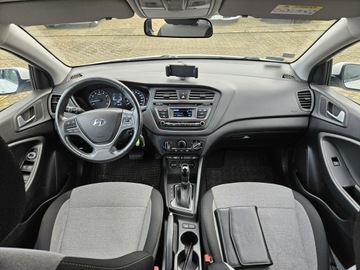 Hyundai i20 I Hatchback 5d Facelifting 1.4 CVVT 100KM 2015 Hyundai i20 1,4 benzyna 100KM automat salon polska, zdjęcie 8