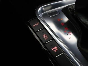 Kia Ceed III Kombi 1.6 CRDi 136KM 2019 Kia Cee&#039;d FV23% GT-Line automat navi grzane fotele, zdjęcie 28