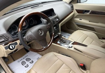 Mercedes Klasa E W212 Coupe 350 CDI BlueEFFICIENCY 231KM 2009 Mercedes-Benz Klasa E Mercedes-Benz Klasa E 3.0 Diesel 231KM, zdjęcie 23