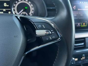 Skoda Scala Hatchback 1.0 TSI 110KM 2022 Skoda Scala 1.0TSI 110KM Style SalonPL SerwisASO Bezwyp Led Kessy FV23, zdjęcie 19