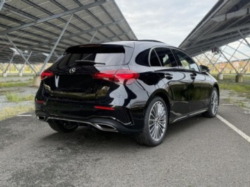 Mercedes Klasa A W177/V177 Hatchback Facelifting 1.3 200 163KM 2025 MERCEDES-BENZ A Klasa 200 AMG Line 1.3 (163KM) 2025, zdjęcie 5