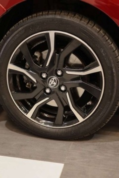 Toyota Yaris III Hatchback 5d Facelifting Hybrid 100KM 2017 Toyota Yaris Hybrid 100 Selection 1.5 Hybryda 100KM, zdjęcie 28