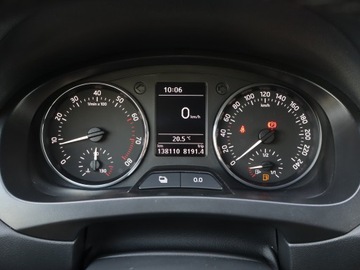 Skoda Rapid II Spaceback 1.2 TSI 85KM 2013 Skoda Rapid Spaceback 1.2 TSI, Salon Polska, zdjęcie 10