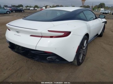 Aston Martin DB11 Coupe 4.0 V8 503KM 2018 Aston Martin DB11 2018 4.0l 4.0 Benzyna 503KM, zdjęcie 2