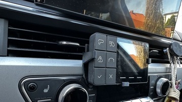 Специальный чехол Yanosik GTR. Карман в клетку.