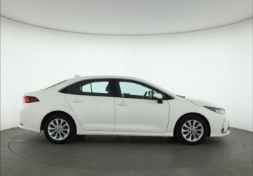 Toyota Corolla XII Sedan 1.5 VVT-i 125KM 2022 Toyota Corolla 1.5 VVT-i, Salon Polska, zdjęcie 5