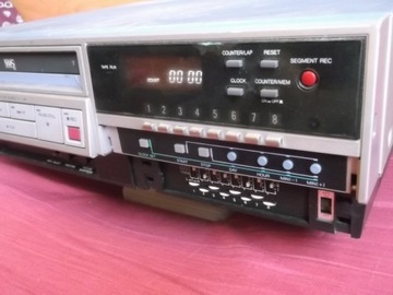 Видеомагнитофон NEC N831EG - Памятник ~~1980 год ЯПОНИЯ видео не указано