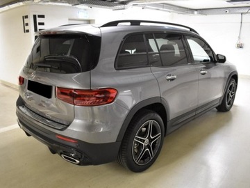 Mercedes GLB SUV 1.3 200 163KM 2025 MERCEDES-BENZ GLB 200 AMG Line Suv 1.3 163KM 2025, zdjęcie 3