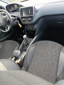 Peugeot 2008 I SUV Facelifting 1.5 BlueHDI 102KM 2018 Peugeot 2008 1.5 Hdi, zdjęcie 15