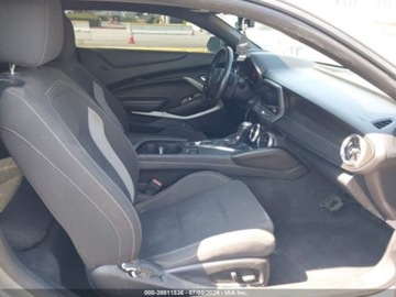 Chevrolet Camaro VI Coupe 6.2 455KM 2019 Chevrolet Camaro SS, 2019r., 6.2L 6.2 Benzyna 455KM, zdjęcie 8