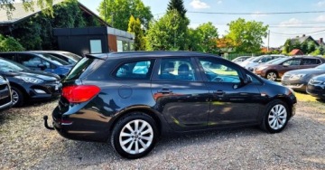 Opel Astra J Sports Tourer Facelifting 1.4 Turbo ECOTEC 120KM 2013 Opel Astra BENZYNA pol skora NISKI PRZEBIEG serwis ASO super okazja, zdjęcie 14