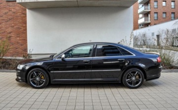 Audi A8 D3 Sedan 4.2 V8 TDI 326KM 2009 Audi A8 4,2TDI (326KM) 2009 r. Quattro Long Lift 4.1 Diesel 326KM, zdjęcie 1