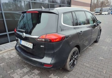 Opel Zafira C Tourer 2.0 CDTI ECOTEC 165KM 2013 Opel Zafira Opel Zafira C Bogate wyposazenie 2.0 Diesel 165KM, zdjęcie 4