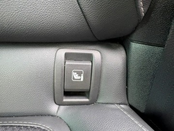 Renault Megane IV Grandtour Facelifting 1.3 TCe 140KM 2020 Renault Megane 1.3 140 KM Automat BOSE Kamera, zdjęcie 13