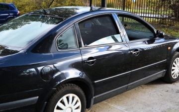 Солнце -бей -шторы, посвященные седану Volkswagen Passat B5