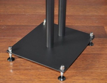 CUSTOM DESIGN SOLIDNE STANDY Z ANGLII + PODKŁADKI