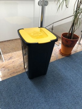 Набор контейнеров для сортировки мусора Sortix 4х50л черный