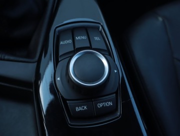 BMW Seria 1 F20-F21 Hatchback 5d 116i 136KM 2012 BMW 1 116i, Skóra, Xenon, Bi-Xenon, Klima, zdjęcie 17