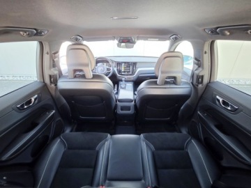 Volvo XC60 II Crossover D4 190KM 2018 Volvo XC 60 FV23 R-Design D4 190KM AWD Podgrzewani, zdjęcie 15