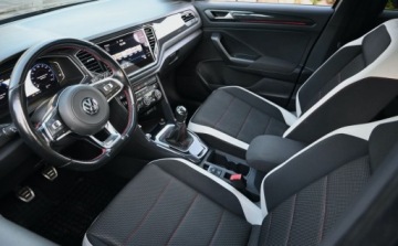 Volkswagen T-Roc I SUV 1.5 TSI ACT 150KM 2019 Volkswagen T-Roc 1,5 TSI 150 KM R-LINE Panorama Nawigacja Virtual Tacho FU, zdjęcie 17