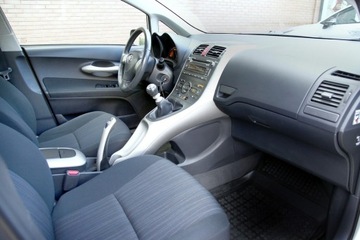 Toyota Auris I 2010 Toyota Auris Klimatronic|Parktronic|6 Bieg| Zarej|, zdjęcie 11
