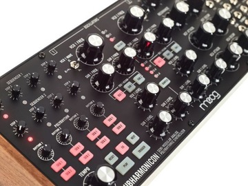 Муг Субгармоникон