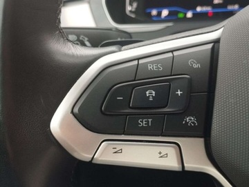 Volkswagen Passat B8 Variant Facelifting 2.0 TDI SCR 200KM 2022 Volkswagen Passat 2.0 TDI 200KM 4x4 DSG R Line Kamera Virtual Hak LED Matr, zdjęcie 11