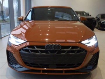 Audi A3 8Y Limousine Facelifting 1.5 35 TFSI 150KM 2026 AUDI A3 TFSI S Line Sedan (150 KM) 2026, zdjęcie 2