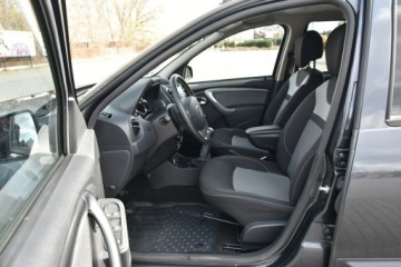 Dacia Duster I SUV Facelifting 1.2 TCe (Euro 6) 125KM 2017 Dacia Duster AWD 4x4 1.2TCe 125KM 2017r. lift, zdjęcie 19