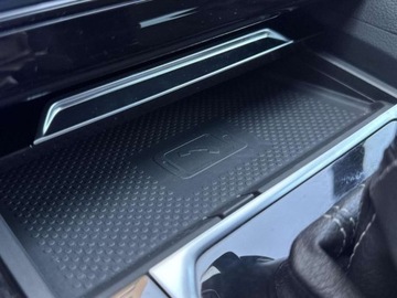 Volkswagen Arteon Fastback Facelifting 2.0 TDI 200KM 2021 Volkswagen Arteon R-Line HAK Panorama Keyless Nawigacja Tempomat App Cyfro, zdjęcie 22