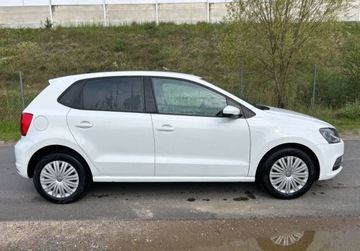 Volkswagen Polo V Hatchback 3d Facelifting 1.2 TSI BlueMotion Technology 90KM 2015 Volkswagen Polo 1.2 TSI 90 KM 1.2 Benzyna 90KM, zdjęcie 4