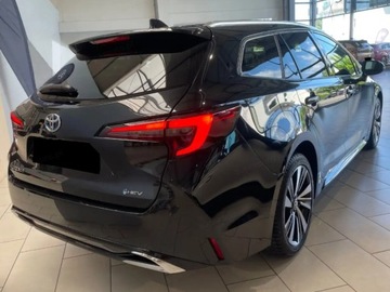 Toyota Corolla XII TS Kombi Facelifting 1.8 Hybrid 140KM 2025 Od ręki - Style 1.8 Hybrid 140KM | Podgrzewane fotele!, zdjęcie 3