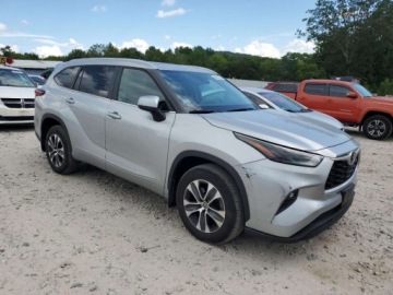 Toyota Highlander III 2023 Toyota Highlander L 2023 2.4l 2.4 Benzyna 265KM, zdjęcie 4