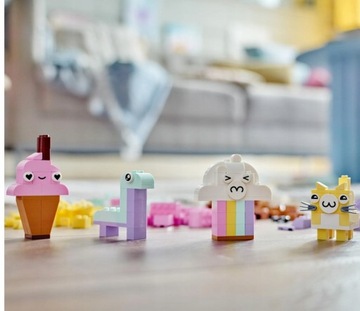 LEGO Classic 11028 Творческая игра в пастельных тонах.