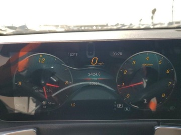 Mercedes GLB 2021 Mercedes-Benz GLB 250, 2021r., 2.0L 2.0 Benzyna 221KM, zdjęcie 10