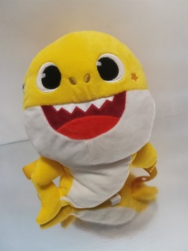 Baby shark żółty rekin maskotka plecaczek pluszowy
