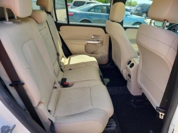 Mercedes GLB 2021 Mercedes-Benz GLB 250 4matic 2021 2.0 Benzyna 228KM, zdjęcie 10