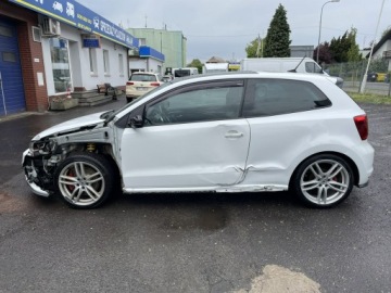 Volkswagen Polo V GTi 3d 1.8 TSI 192KM 2015 Volkswagen Polo GTI 1.8-190KM Automat Model 2016, zdjęcie 19