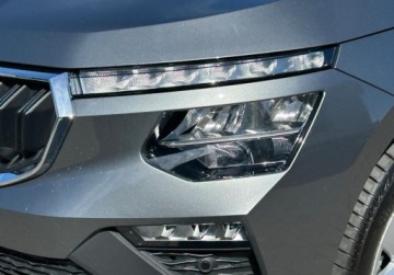 Skoda Kamiq Crossover Facelifting 1.0 TSI 115KM 2024 Skoda Kamiq Selection, Podgrzewane fotele i kierownica, Tempomat, Bezwypad, zdjęcie 32