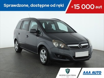 Opel Zafira 1.6, 7 miejsc, Klima, Tempomat