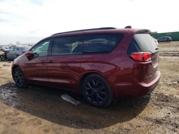 Chrysler Pacifica II 2018 Chrysler Pacifica Chrysler Pacifica Touring Plus FWD 3.6 Benzyna 287KM, zdjęcie 2