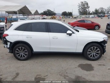 Mercedes GLC C254/X254 2023 Mercedes-Benz GLC 2023r., 2.0L 2.0 Hybryda 255KM, zdjęcie 4