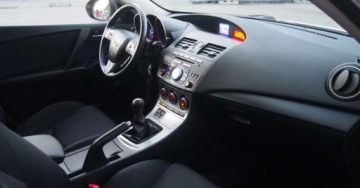 Mazda 3 II Sedan 1.6 MZR 105KM 2010 Mazda 3 1,6Benzyna Udokumentowany Przebieg Serwisowany Biala Perla, zdjęcie 19