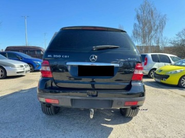 Mercedes Klasa M W164 Off-roader Facelifting 3.0 V6 (350 CDI) 231KM 2011 Mercedes-Benz ML Mercedes-Benz ML 350 CDI 4MATIC Zamiana 3.0 Diesel 231KM, zdjęcie 5