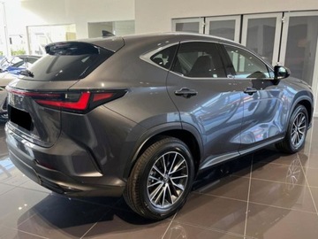 Lexus NX II SUV Facelifting 2.5 350h 200KM 2025 Od ręki - 350h Prestige 2.5 Hybrid 200KM | Podgrzewane fotele!, zdjęcie 5