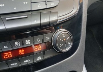 Peugeot 508 I SW 2.0 HDi FAP 140KM 2011 Peugeot 508 Zarejestrowany - szklany dach - 2,0 - 140 KM 2.0 Diesel 140KM, zdjęcie 30