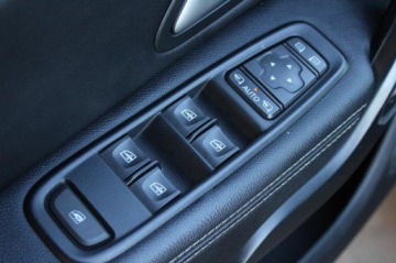 Dacia Duster II SUV Facelifting 1.0 TCe 90KM 2023 Dacia Duster Journey +, zdjęcie 6